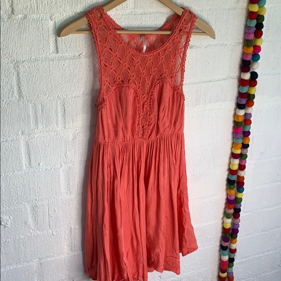 Free People Crochet Embroidered Coral  Lace Fit & Flare Mini Dress sz XS - Picture 4 of 10